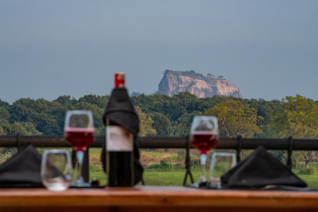 Ceylon Breeze Sigiriya Ξενοδοχείο Εξωτερικό φωτογραφία